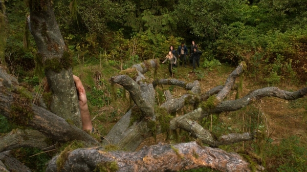 The 100 Season One Episode Two Earth Skills Captures-806
