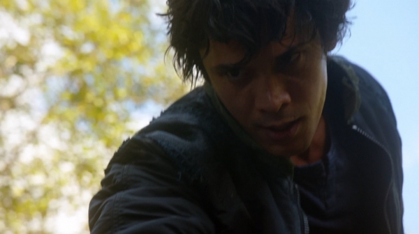 The 100 Season One Episode Two Earth Skills Captures-797

