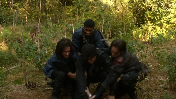 The 100 Season One Episode Two Earth Skills Captures-791
