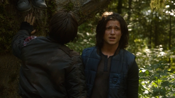 The 100 Season One Episode Two Earth Skills Captures-761

