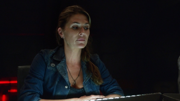 The 100 Season One Episode Two Earth Skills Captures-700
