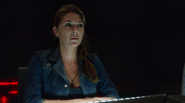 The 100 Season One Episode Two Earth Skills Captures-650
