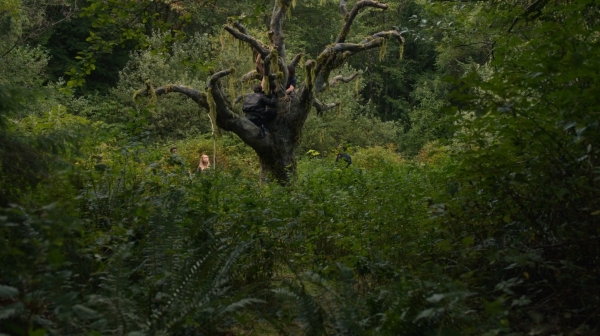 The 100 Season One Episode Two Earth Skills Captures-512
