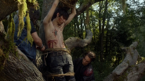 The 100 Season One Episode Two Earth Skills Captures-510
