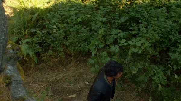 The 100 Season One Episode Two Earth Skills Captures-475
