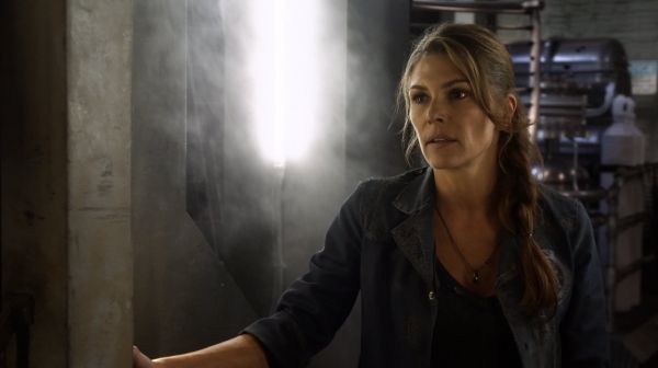 The 100 Season One Episode Two Earth Skills Captures-435
