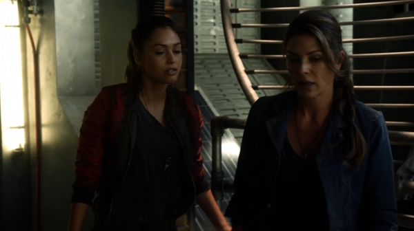 The 100 Season One Episode Two Earth Skills Captures-420
