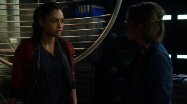 The 100 Season One Episode Two Earth Skills Captures-416
