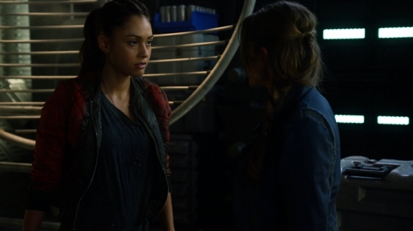 The 100 Season One Episode Two Earth Skills Captures-415

