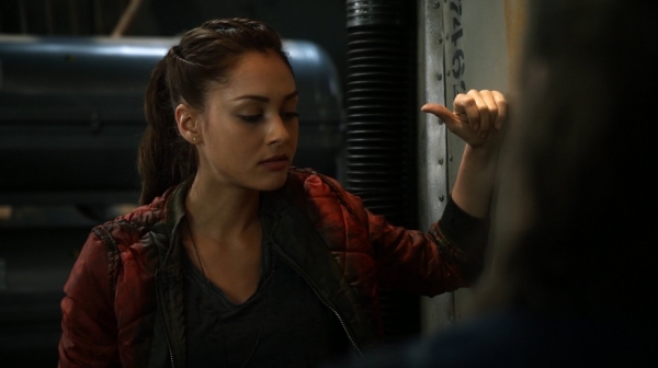 The 100 Season One Episode Two Earth Skills Captures-303
