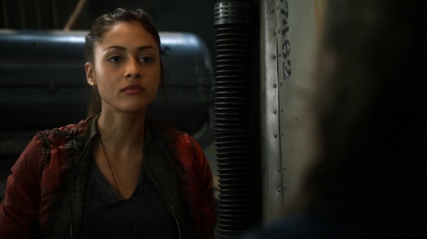 The 100 Season One Episode Two Earth Skills Captures-298

