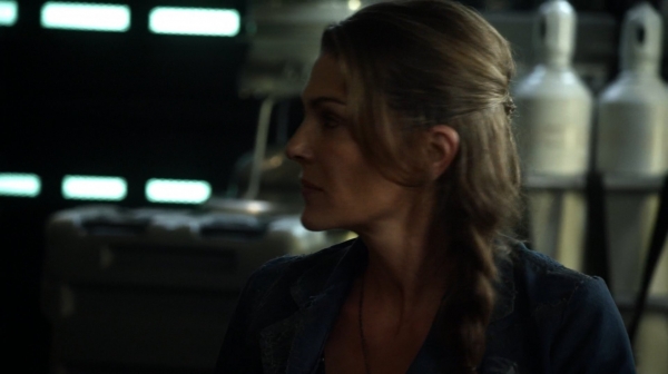 The 100 Season One Episode Two Earth Skills Captures-275
