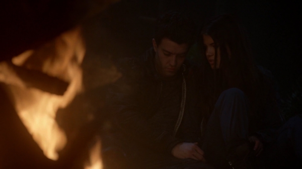 The 100 Season One Episode Two Earth Skills Captures-267
