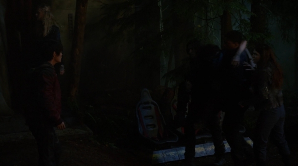 The 100 Season One Episode Two Earth Skills Captures-248
