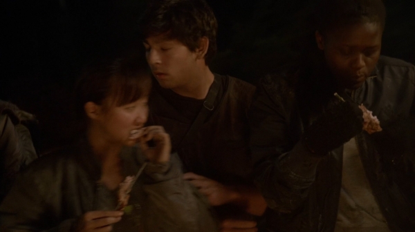 The 100 Season One Episode Two Earth Skills Captures-111
