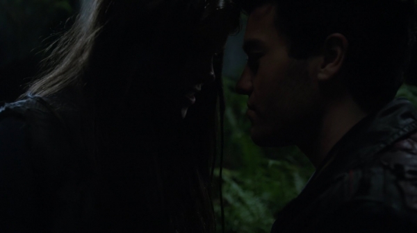 The 100 Season One Episode Two Earth Skills Captures-96
