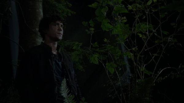 The 100 Season One Episode Two Earth Skills Captures-81
