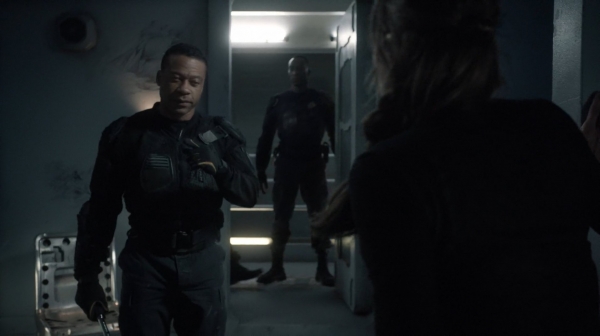 Twilights Last Gleaming The 100 Season One Episode Five-1423
