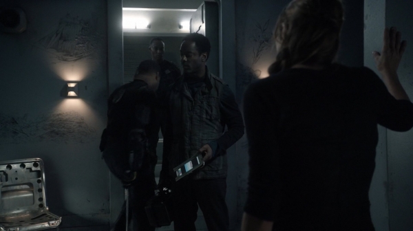 Twilights Last Gleaming The 100 Season One Episode Five-1418
