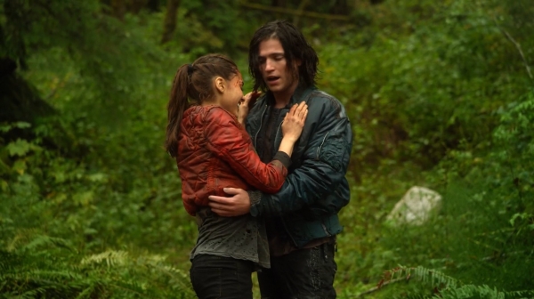 Twilights Last Gleaming The 100 Season One Episode Five-831
