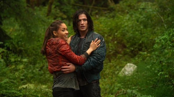 Twilights Last Gleaming The 100 Season One Episode Five-826
