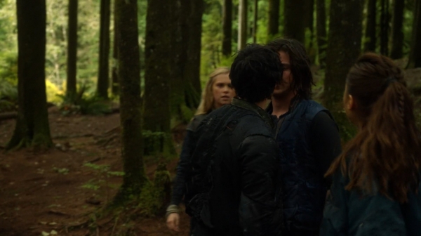 Twilights Last Gleaming The 100 Season One Episode Five-648
