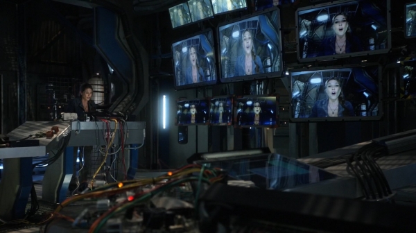 Twilights Last Gleaming The 100 Season One Episode Five-550
