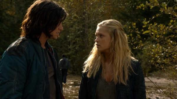 Twilights Last Gleaming The 100 Season One Episode Five-537
