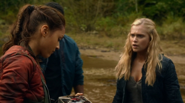 Twilights Last Gleaming The 100 Season One Episode Five-518
