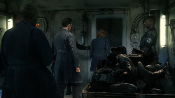 Twilights Last Gleaming The 100 Season One Episode Five-128
