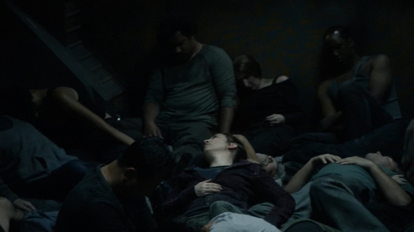 Twilights Last Gleaming The 100 Season One Episode Five-121

