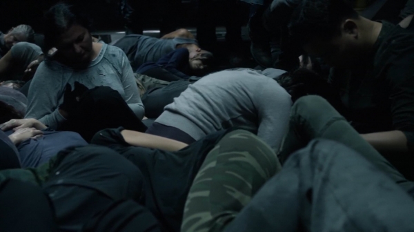 Twilights Last Gleaming The 100 Season One Episode Five-108

