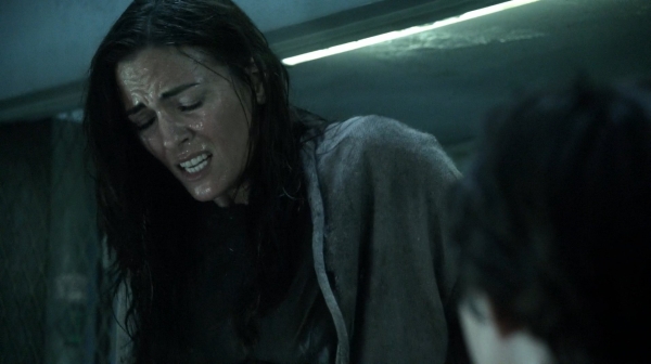 The 100 His Sisters Keeper Season One Episode Six-1406

