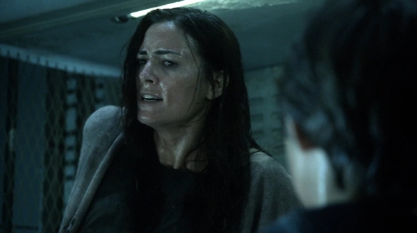 The 100 His Sisters Keeper Season One Episode Six-1401
