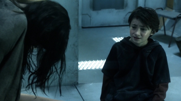 The 100 His Sisters Keeper Season One Episode Six-1399
