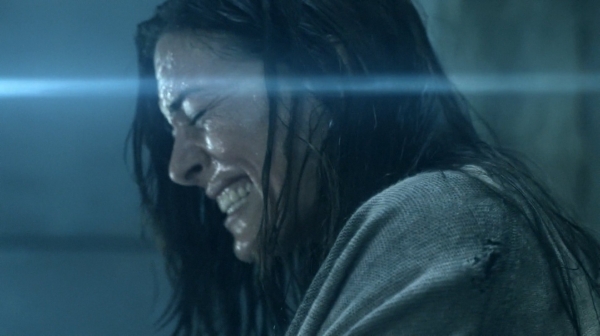 The 100 His Sisters Keeper Season One Episode Six-1391
