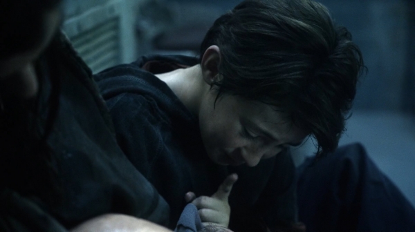 The 100 His Sisters Keeper Season One Episode Six-1345
