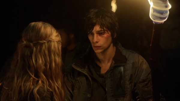 The 100 His Sisters Keeper Season One Episode Six-1249
