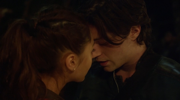 The 100 His Sisters Keeper Season One Episode Six-1130
