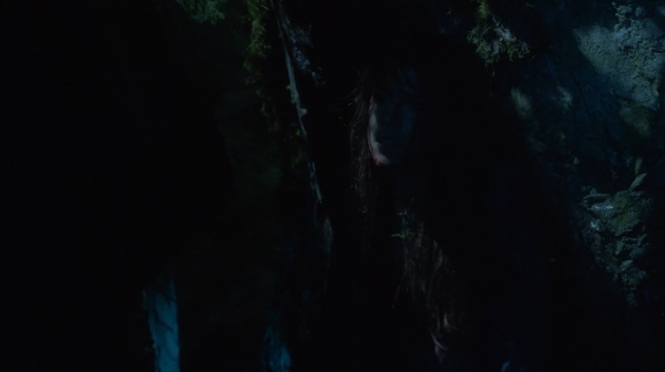 The 100 His Sisters Keeper Season One Episode Six-1068

