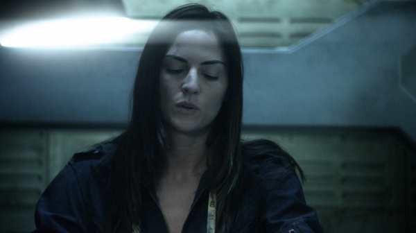 The 100 His Sisters Keeper Season One Episode Six-922
