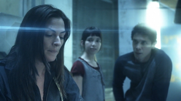 The 100 His Sisters Keeper Season One Episode Six-920
