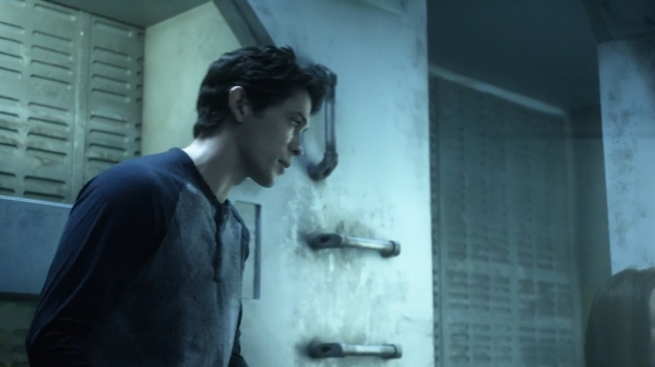 The 100 His Sisters Keeper Season One Episode Six-916
