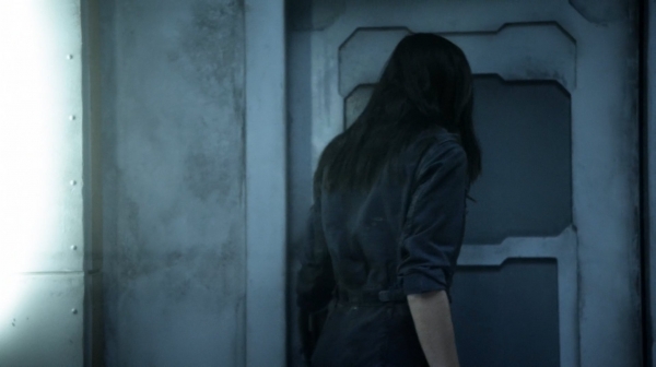 The 100 His Sisters Keeper Season One Episode Six-882
