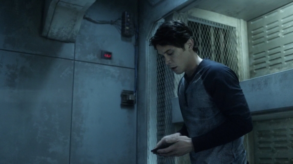 The 100 His Sisters Keeper Season One Episode Six-881
