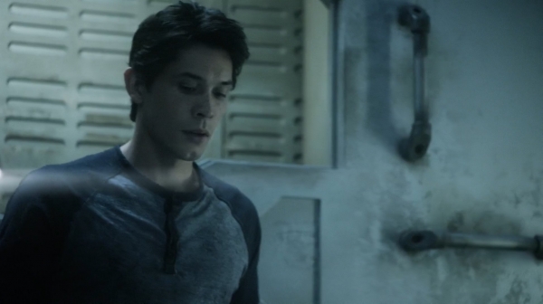 The 100 His Sisters Keeper Season One Episode Six-876
