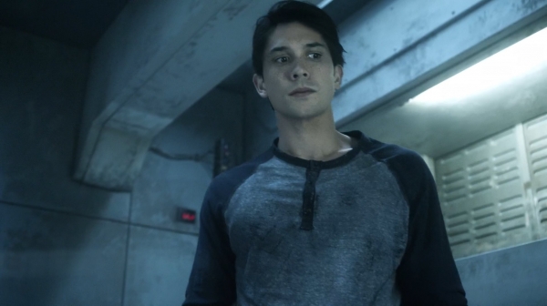 The 100 His Sisters Keeper Season One Episode Six-844
