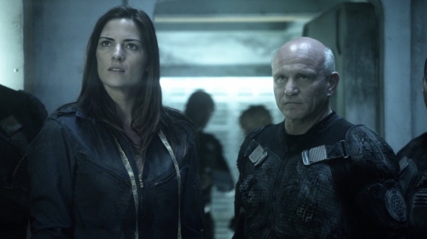 The 100 His Sisters Keeper Season One Episode Six-841
