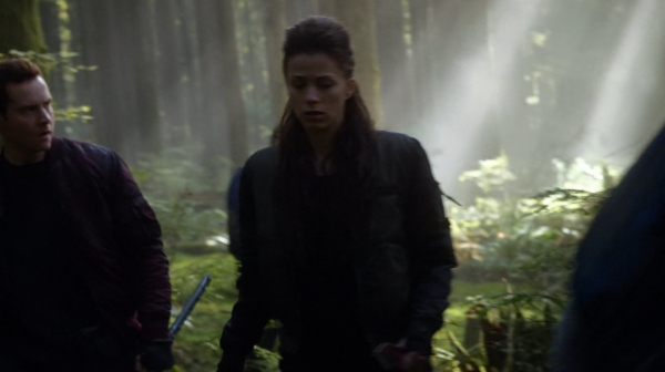 The 100 His Sisters Keeper Season One Episode Six-762
