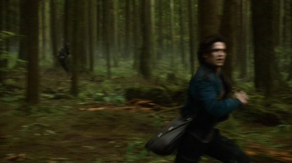 The 100 His Sisters Keeper Season One Episode Six-732
